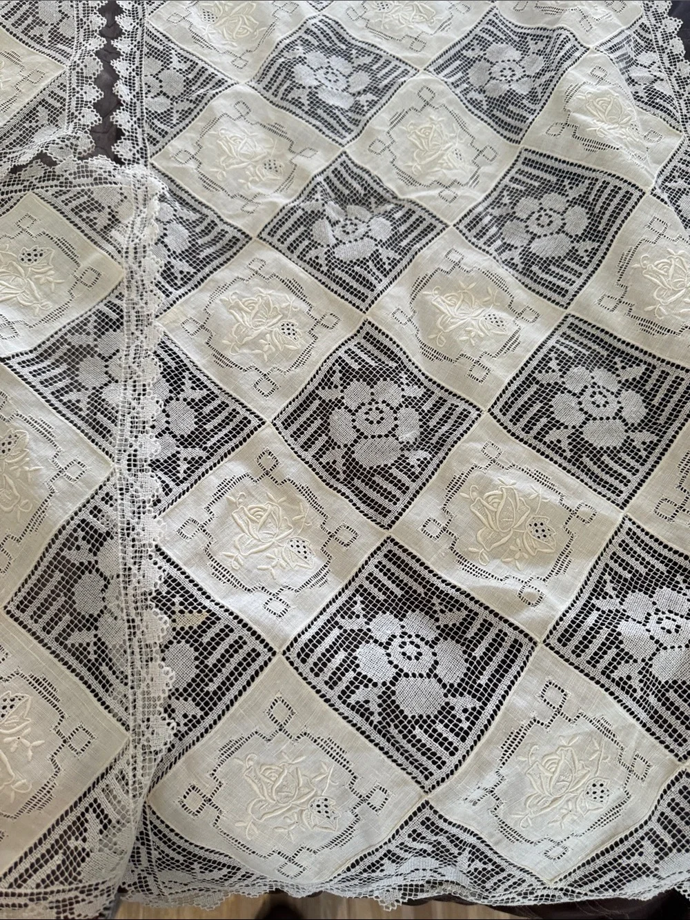 Cream Lace Crochet Bed Runner and Matching Placemat Set